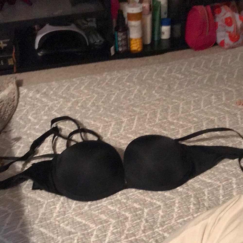 Black Padded skims multi wear bra with underwire